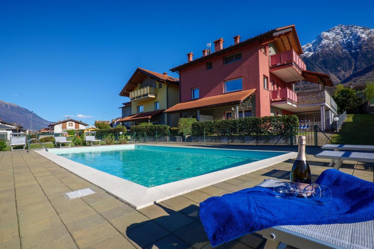Residence Girasole Casa Rossa B Colico Bagian luar foto